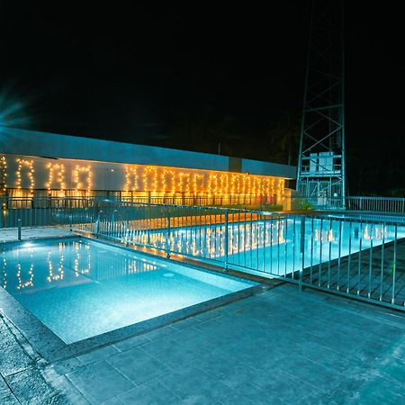 Munroe Island Lake Resort Mundrothuruth Esterno foto