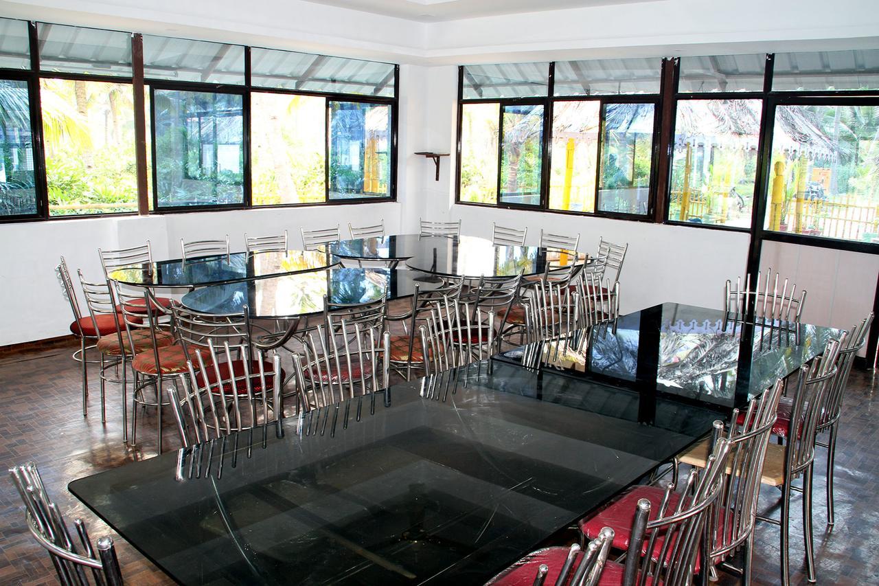 Munroe Island Lake Resort Mundrothuruth Esterno foto